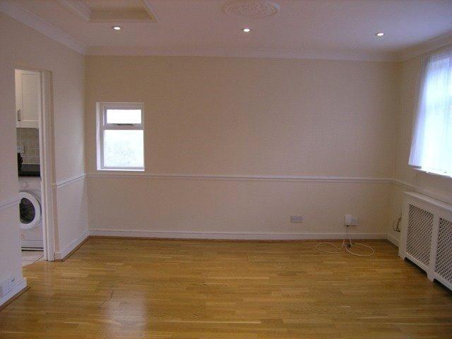 House for rent in Royal Borough of Kingston upon Thames, Greater London