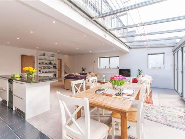 House for rent in Highgate, Greater London