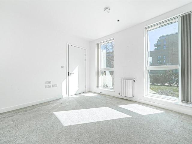 House for rent in Kidbrooke, Greater London