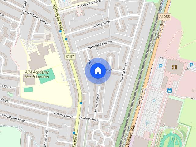 Townhouse for rent in London Borough of Enfield, Greater London