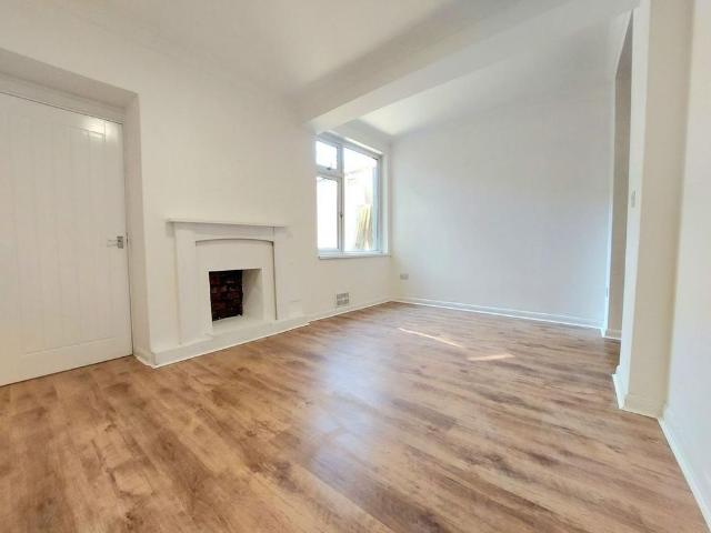 House for rent in Cimla, Neath