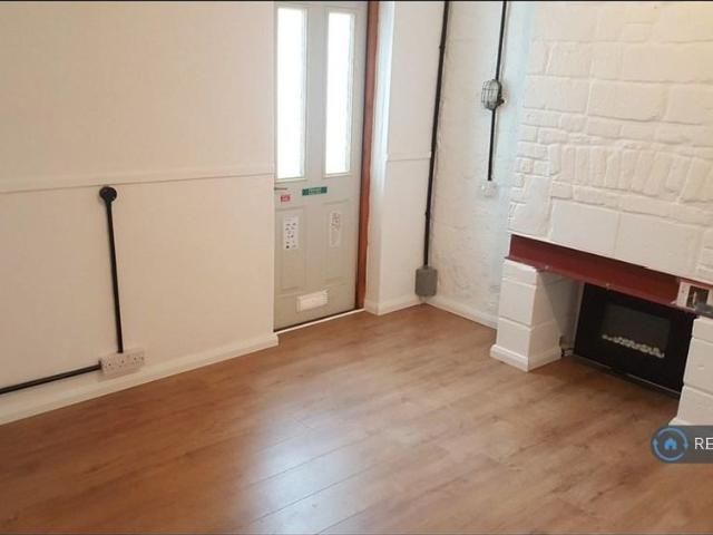 House for rent in Luton, Chatham