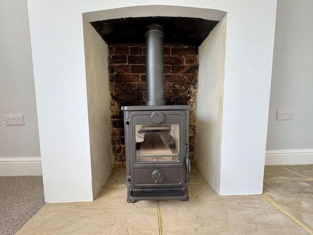 House for rent in Hillview, Surrey