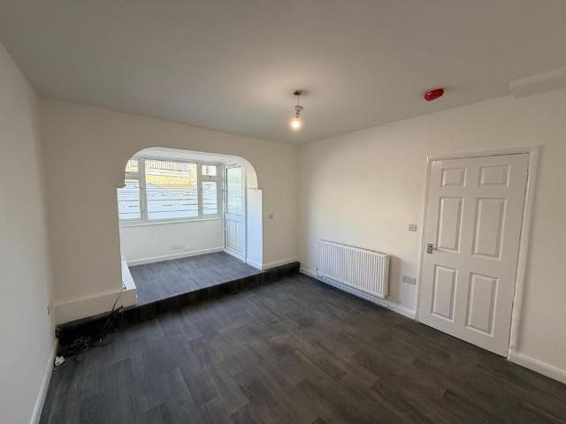 House for rent in Sirhowy, Wales