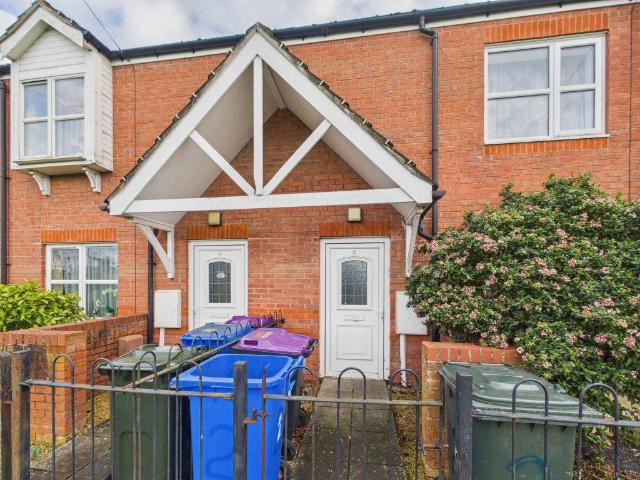 House for rent in Staniland, Boston