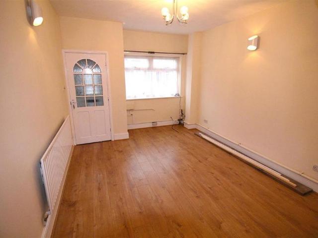 House for rent in Sandfields East, Aberavon