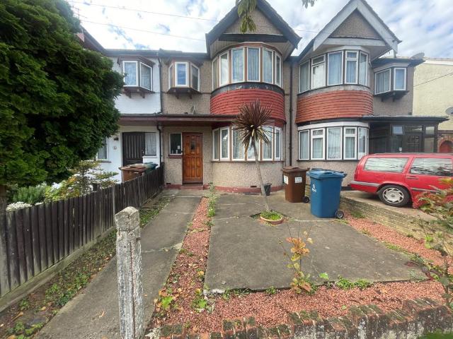 House for rent in Lane, Greater London