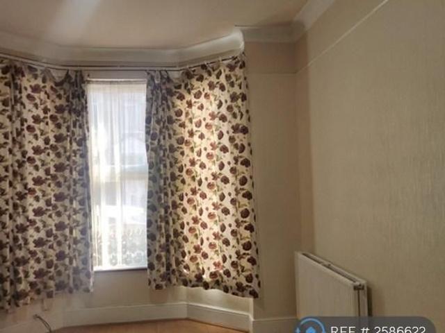 House for rent in London Borough of Newham, Greater London