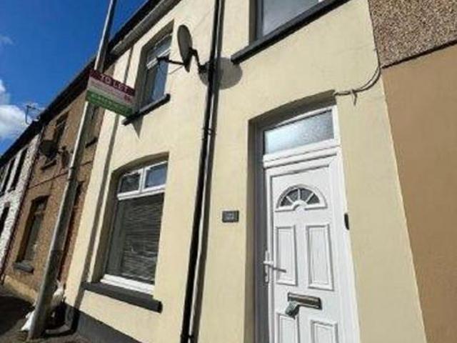 House for rent in Llwynypia, Wales