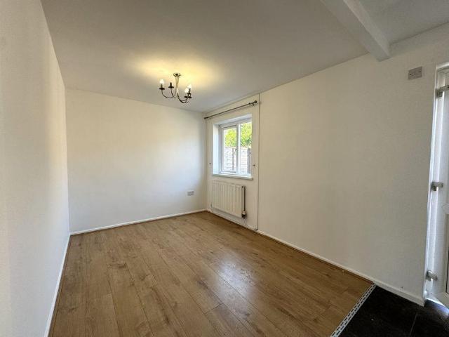 House for rent in Maesglas, Wales
