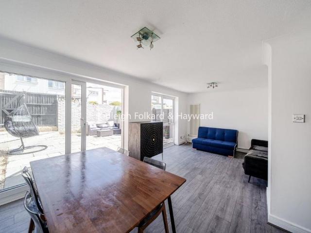 House for rent in London Borough of Croydon, Greater London