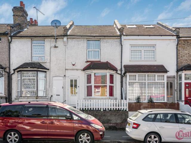 House for rent in Bowes, Greater London