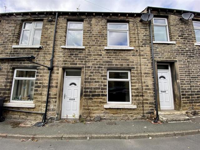 House for rent in Almondbury, Kirklees