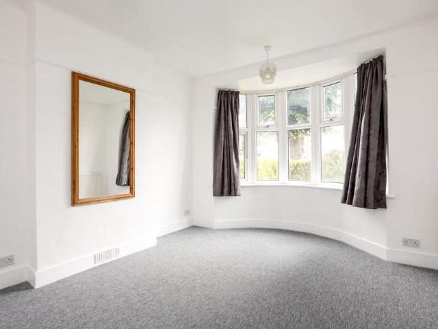 House for rent in Tolworth, Greater London