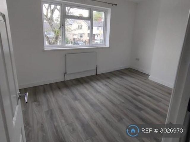 House for rent in Fallings Park, Park Village