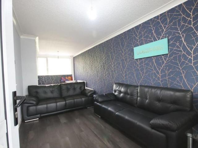 House for rent in Four Lane Ends, Blackburn