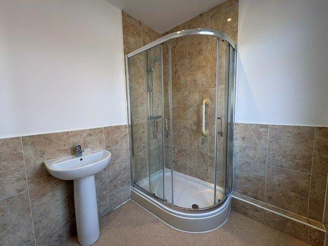 House for rent in East End Park, West Yorkshire