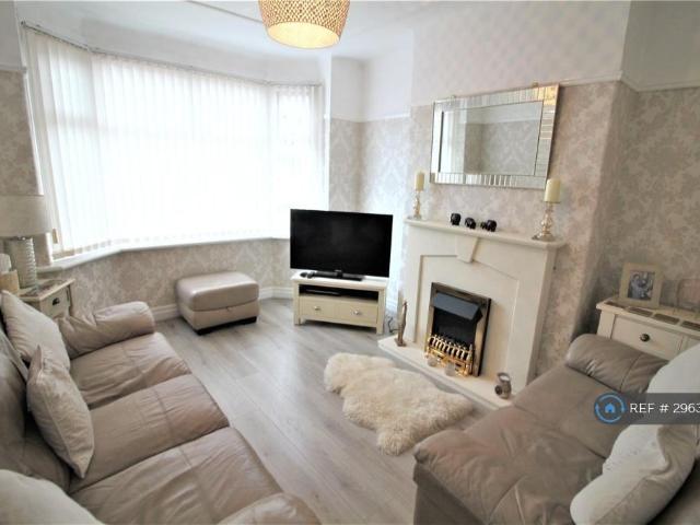 House for rent in Orrell Park, Calderstones