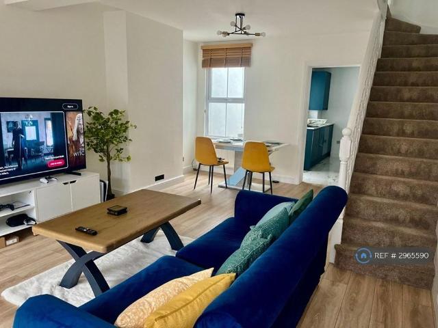 House for rent in Holywell Estate, North Watford