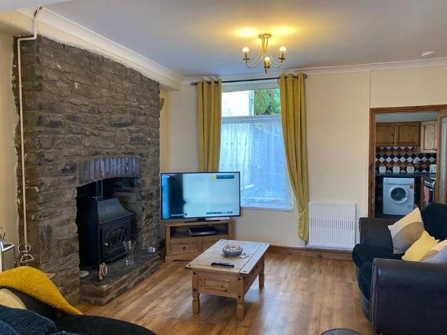House for rent in Gilfach Goch