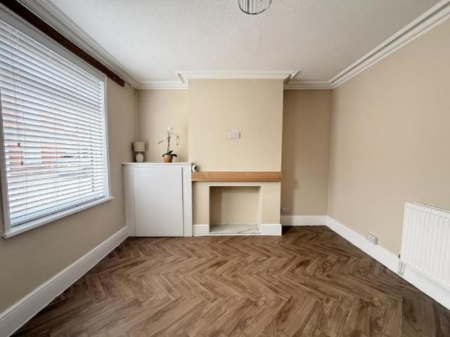 House for rent in Dalestorth, East Midlands