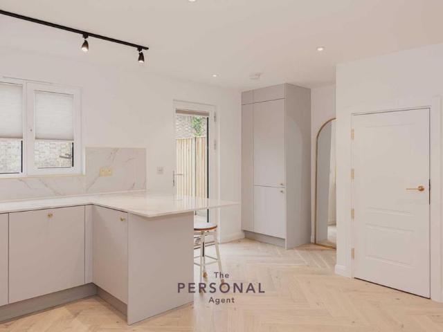 House for rent in Woodcote, Epsom