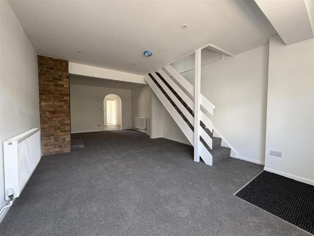 House for rent in Southtown, Stokesby