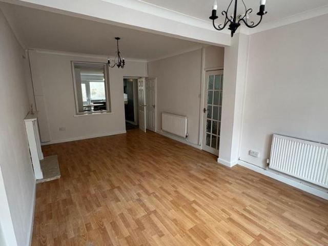 House for rent in Aberfan, Wales