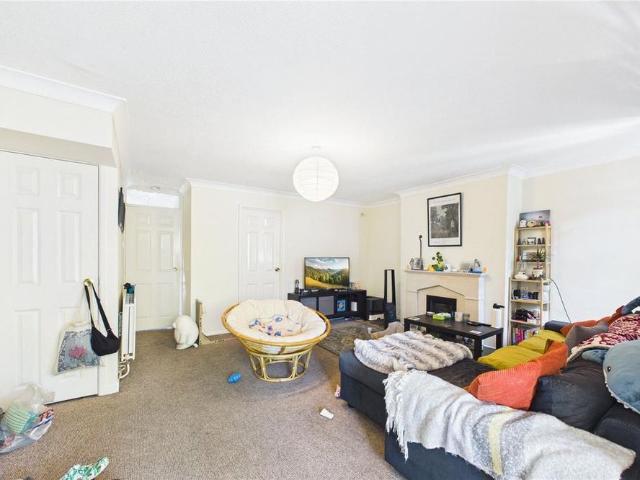 House for rent in Theale, West Berkshire