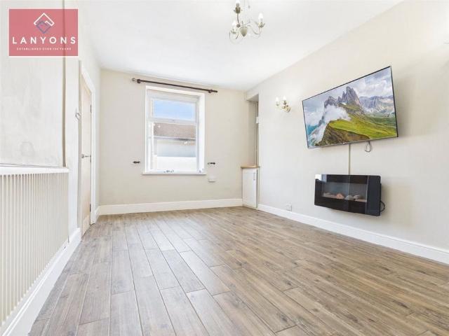 House for rent in Porth, Wales