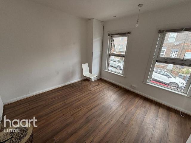 House for rent in Farley Hill, Spring Park