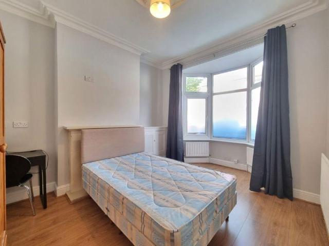 House for rent in Bede Island, Leicester