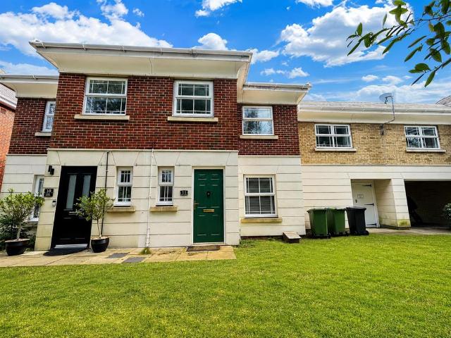 House for rent in Dettingen Park, Deepcut