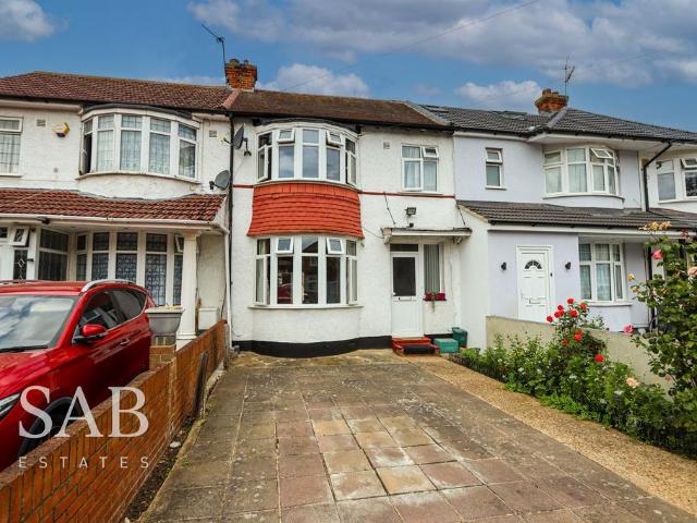 House for rent in London Borough of Ealing, Greenford