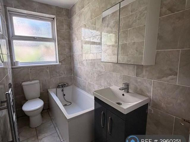 House for rent in Upper Edmonton, Greater London