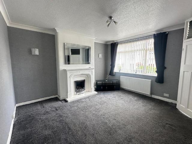 House for rent in Burnedge, Greater Manchester