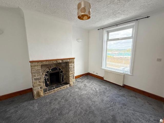 House for rent in Lindley, Kirklees