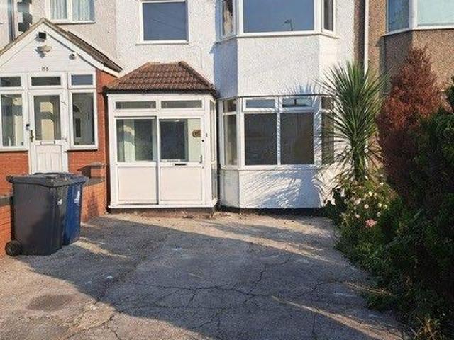 House for rent in London Borough of Ealing, Greenford