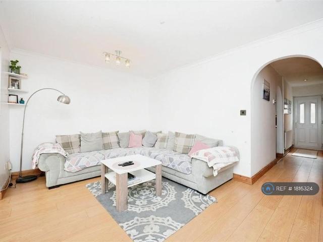 House for rent in Newton, New Bilton
