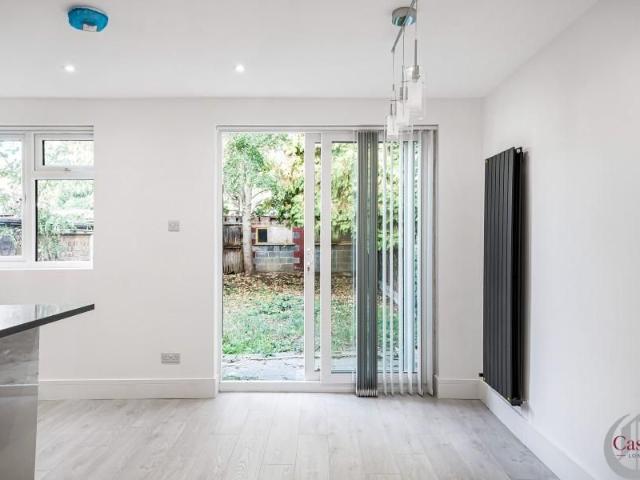 House for rent in Lower Edmonton, Greater London