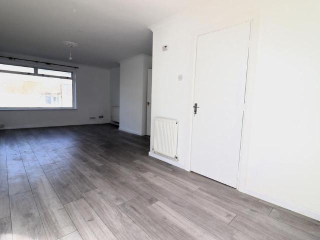 House for rent in Lee Chapel, Essex