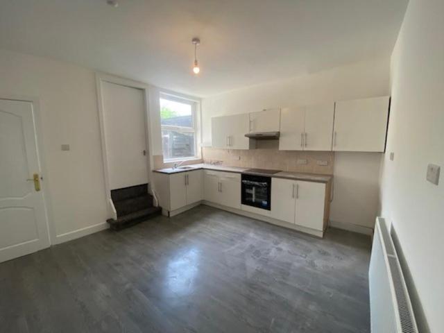 House for rent in White City, Maltby