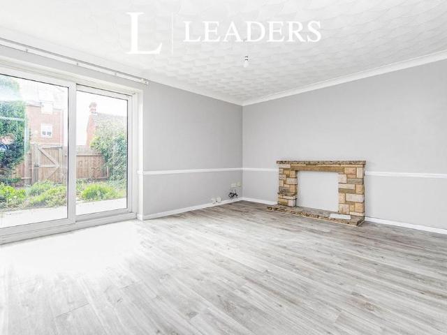 House for rent in The Dales, Key Street