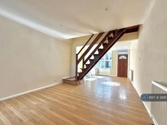 House for rent in North Watford