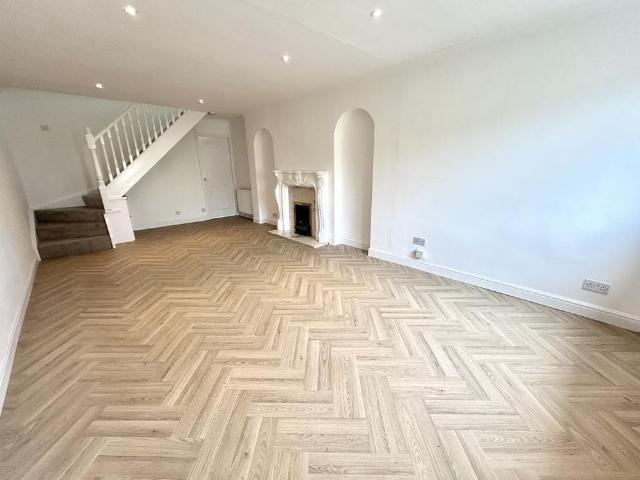 House for rent in Moses Gate, Lee Bank