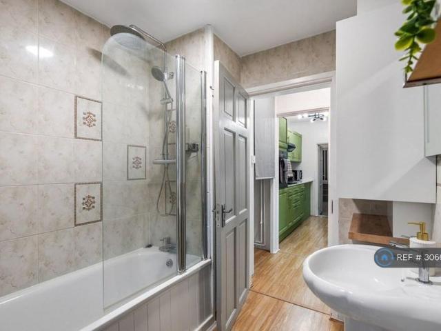 House for rent in Hythe, Colchester