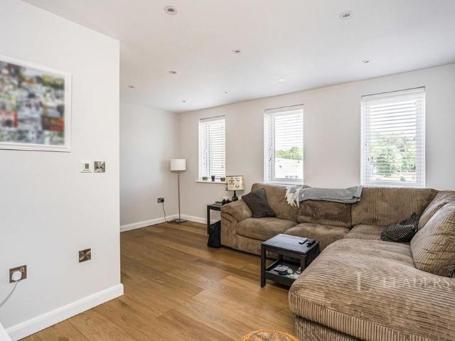 House for rent in Perryfields, West Sussex