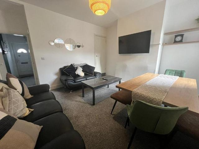 House for rent in Stoke, Stoke-on-Trent