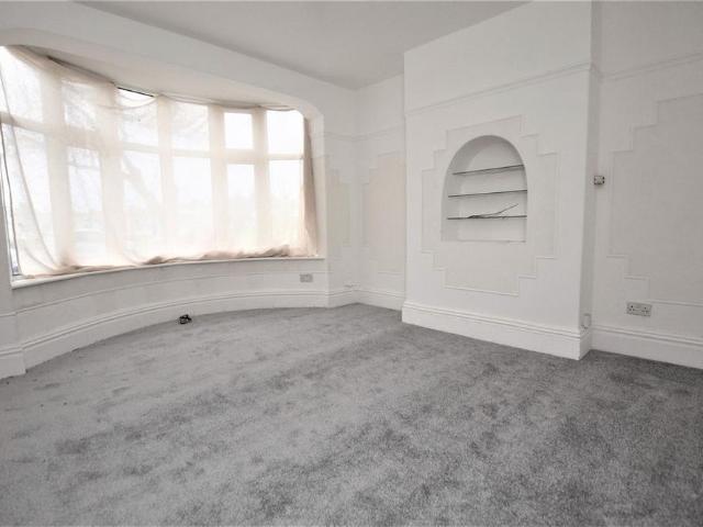 House for rent in London Borough of Redbridge, Greater London