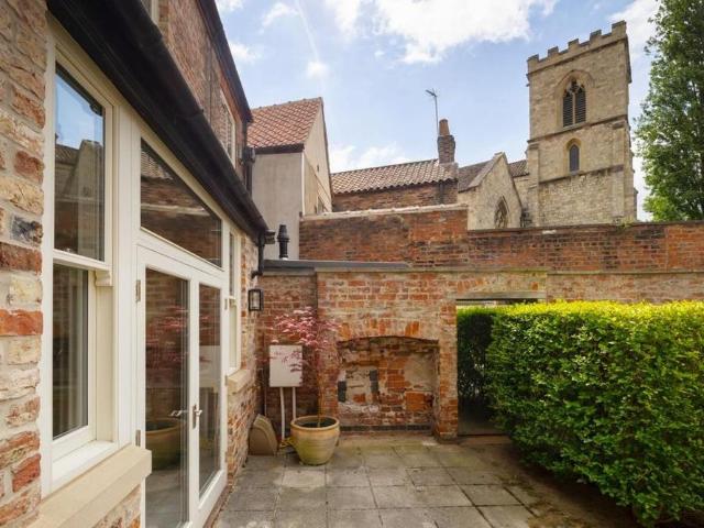 House for rent in High Field, York